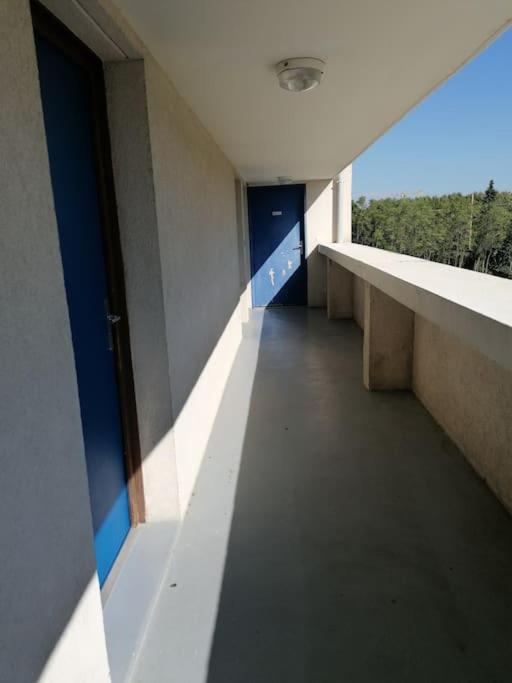 Appartement La Sweet House Rouge* Au Pied Des Remparts *wifi* Avignon